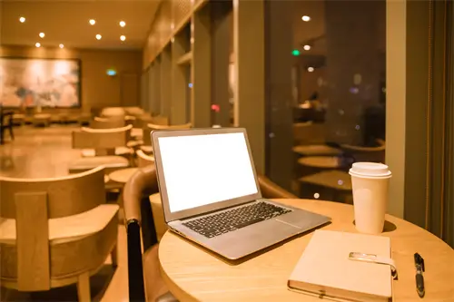 汽车公司介绍排版