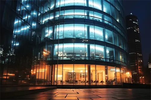 把熟人介绍给公司