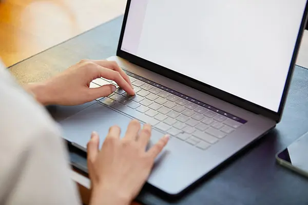 祁连山公司介绍